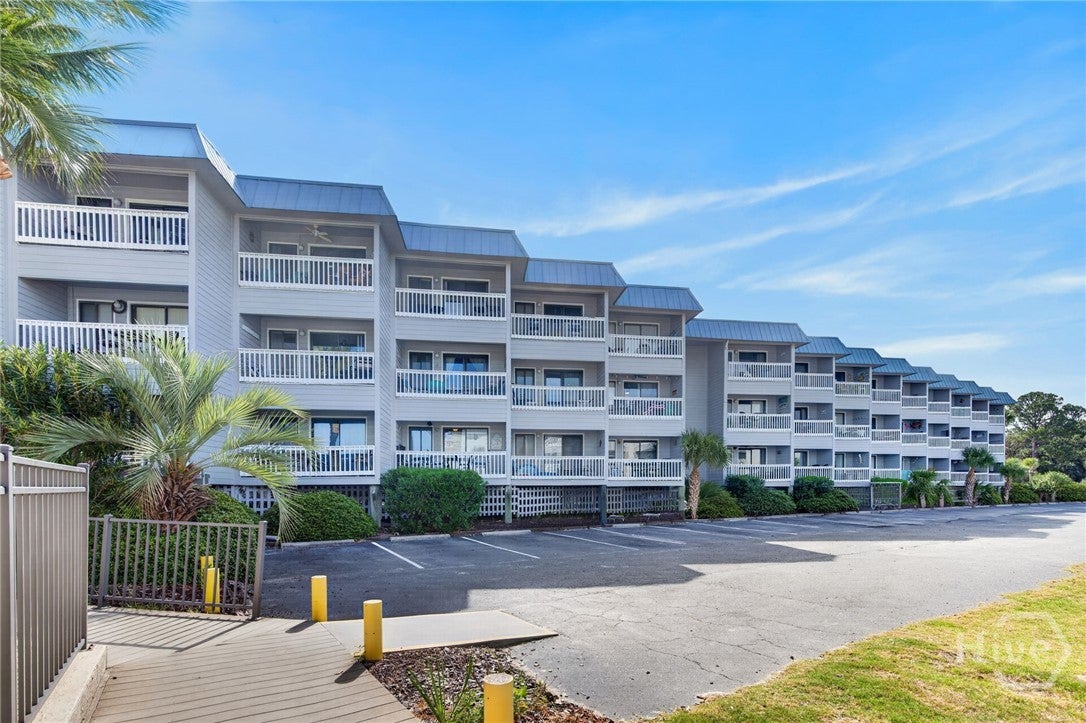 1217 Bay Street 309A