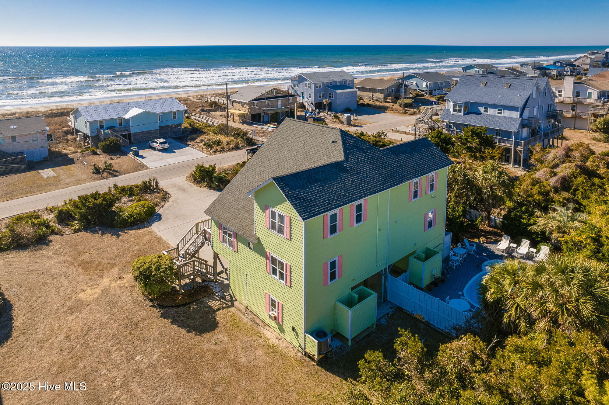 1914 Ocean Drive E