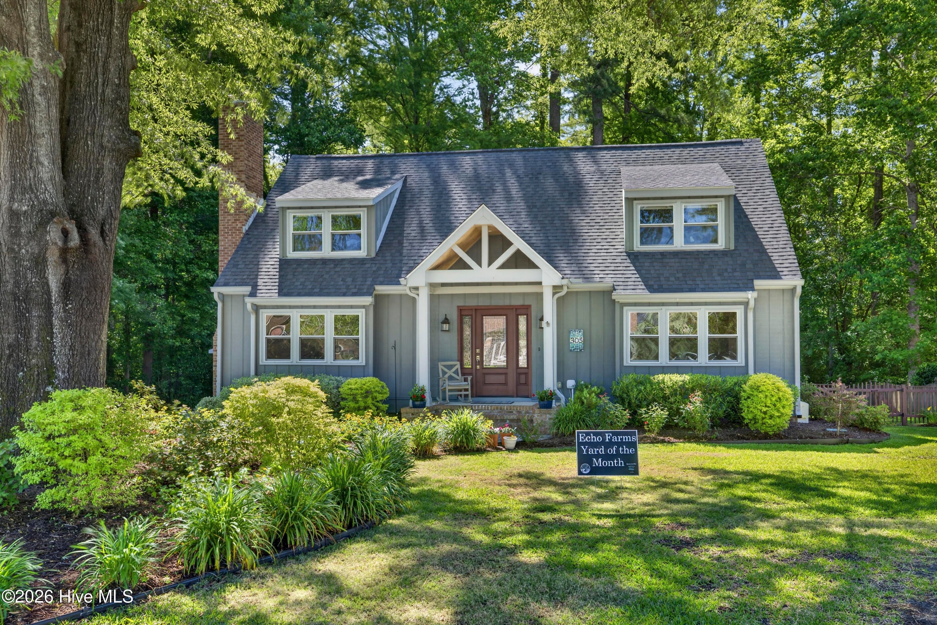 305 Embassy Circle