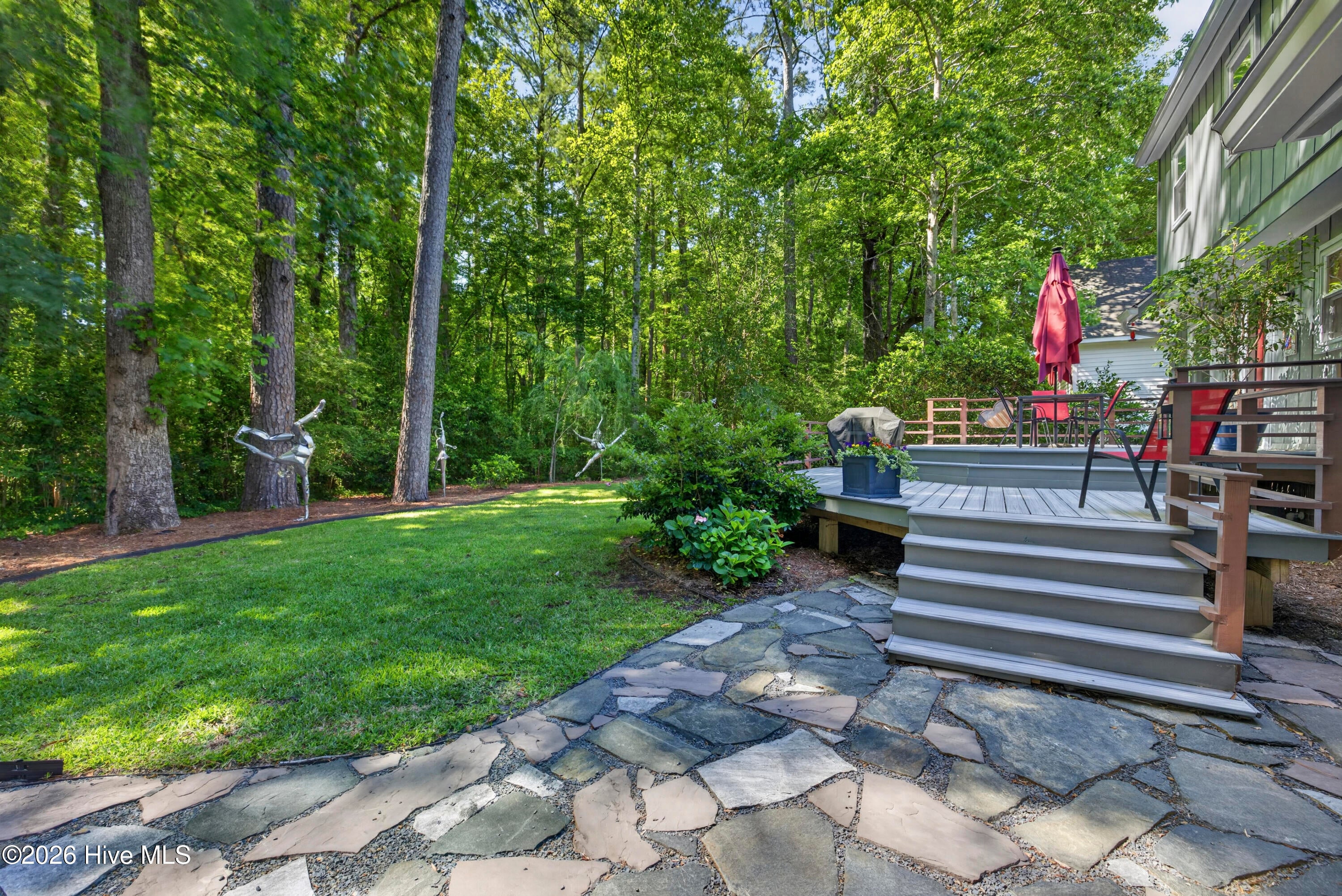 305 Embassy Circle