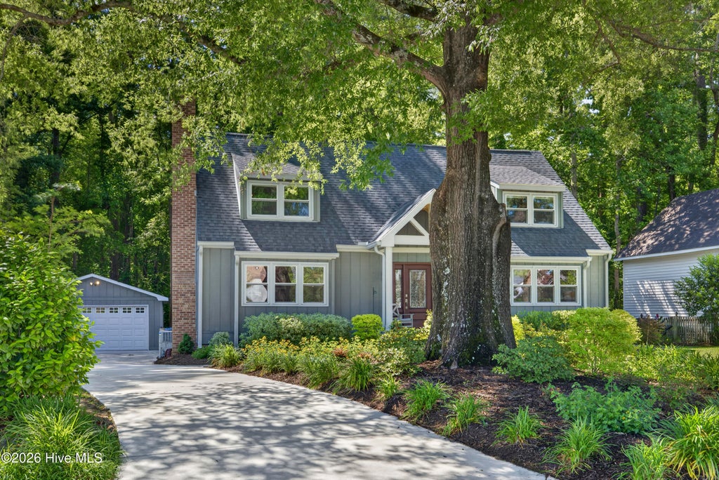 Photo of 305 Embassy Circle, Wilmington, NC 28412 (MLS # 100601361)
