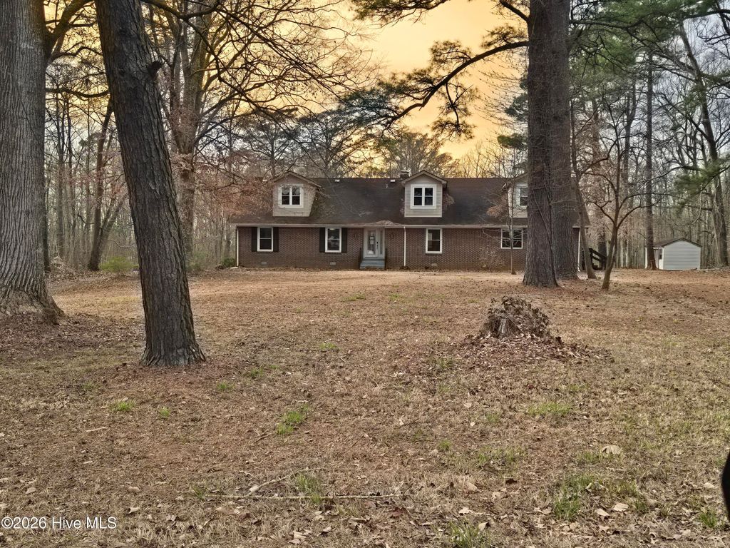 Photo of 239 Riverwood Drive, Hertford, NC 27944 (MLS # 100556286)