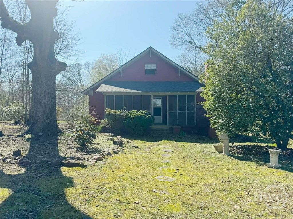 Photo of 126 Birch Street, Nicholson, GA 30565 (MLS # CL351004)