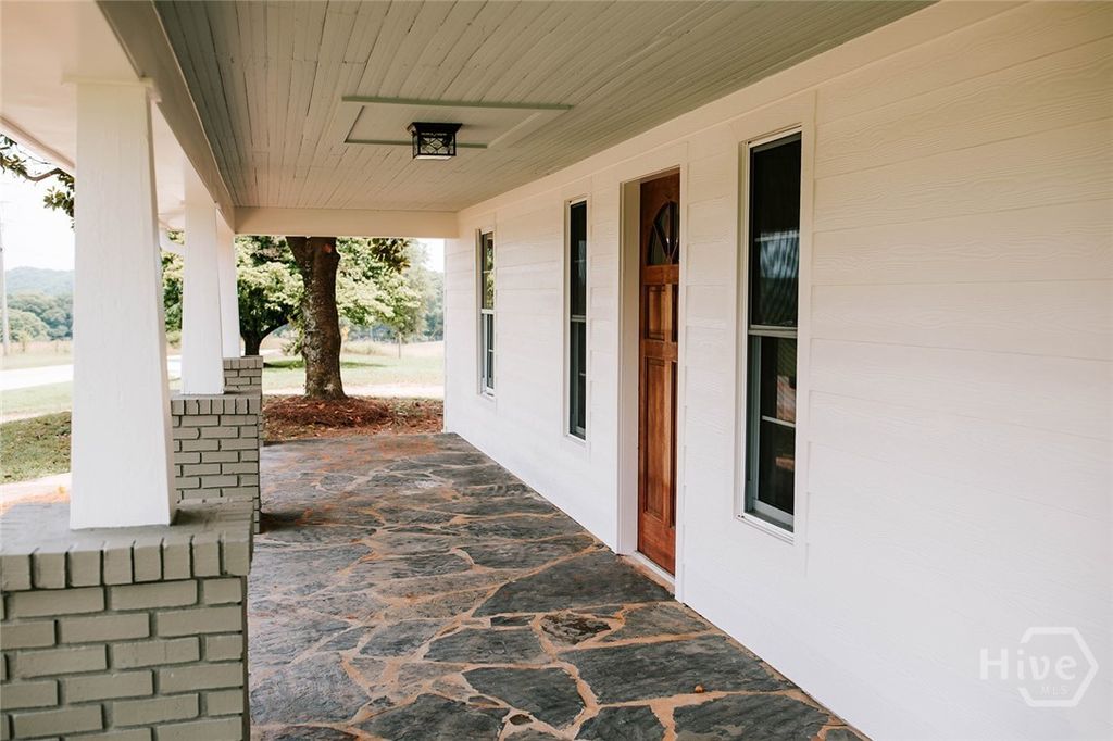 Photo of 2985 Jackson Bridge Road, Carnesville, GA 30521 (MLS # CL340025)