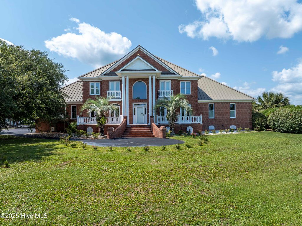 Photo of 4 Hunter Heath Drive, North Topsail Beach, NC 28460 (MLS # 100512986)