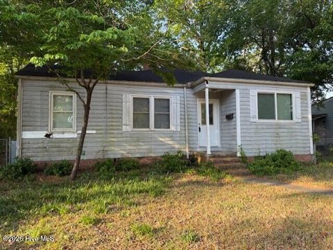 Homes For Sale - 2220 Klein Road<br/> Wilmington, NC 28405