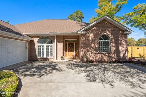 Photo of 1872 Oak Harbour Drive SW, Ocean Isle Beach, NC 28469 (MLS # 100567853)
