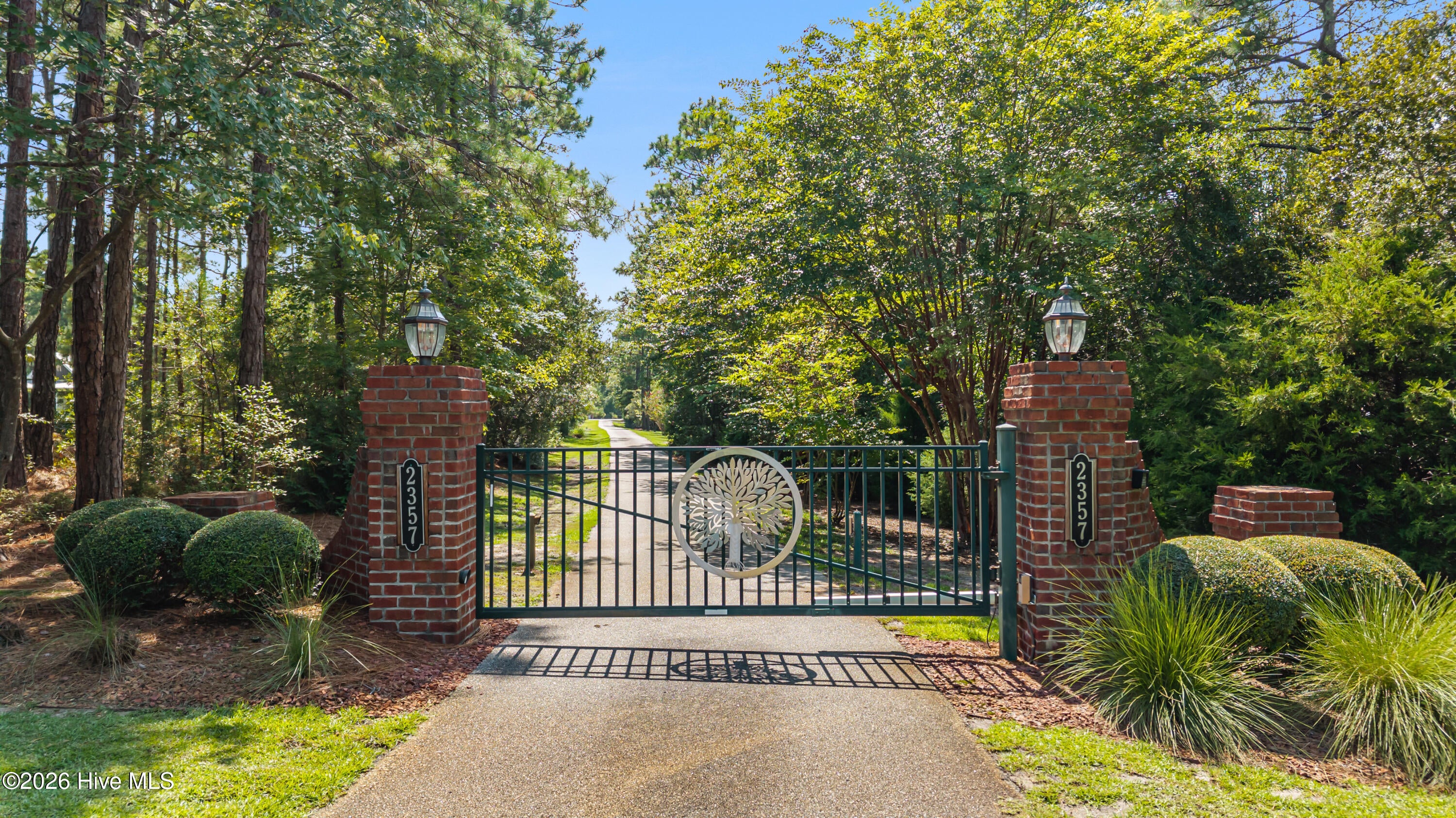 2357 Pinnacle Parkway