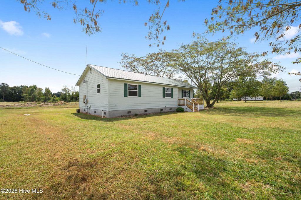 Photo of 3833 Nc Hwy 903, Rose Hill, NC 28458 (MLS # 100547727)