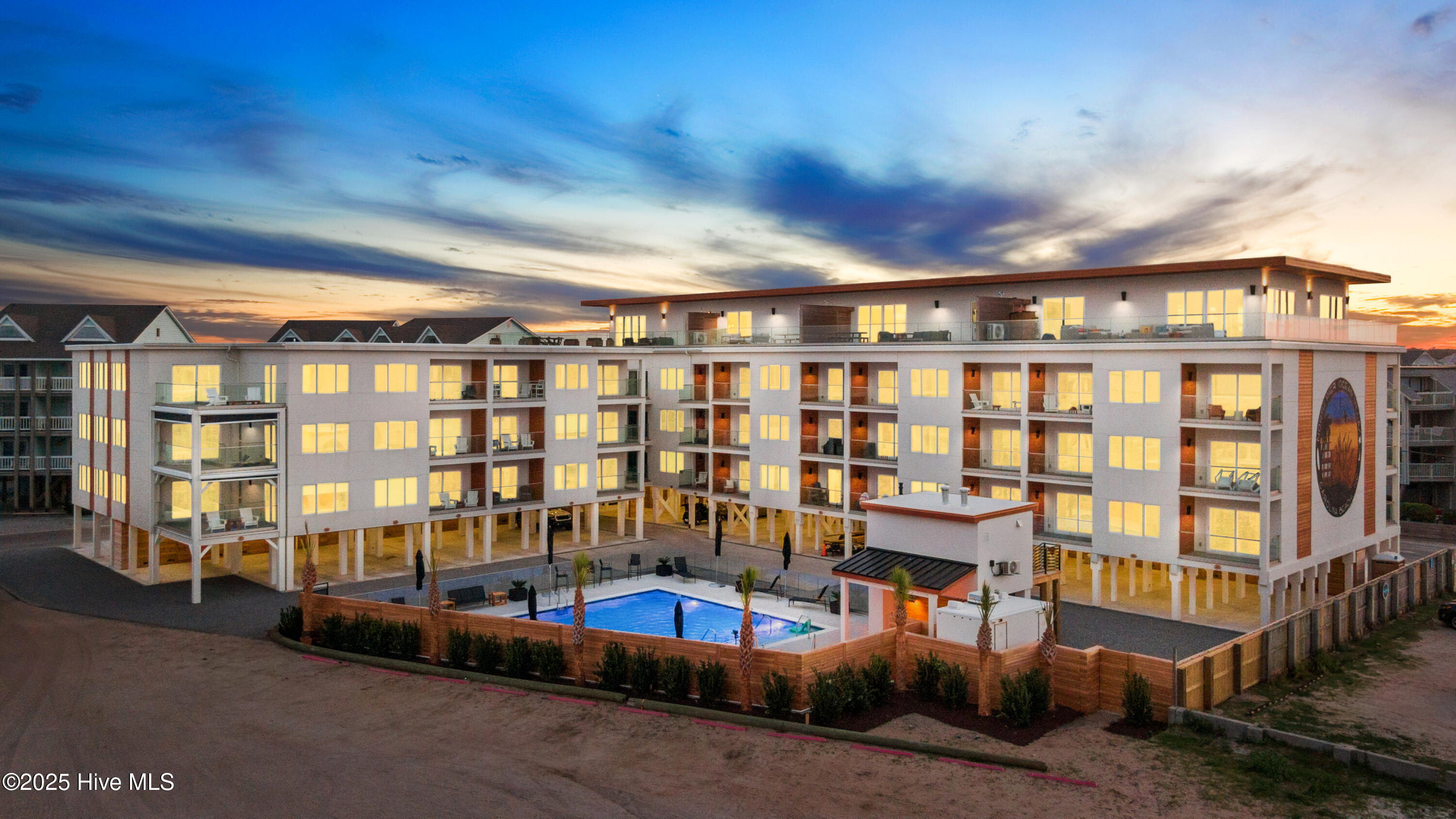 1800 Canal Drive 302