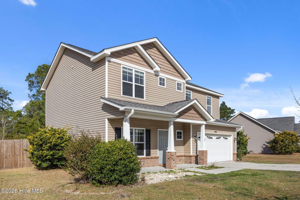 Photo of 305 Inverness Drive, Hubert, NC 28539 (MLS # 100557440)