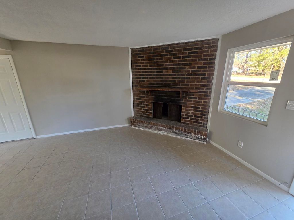 Photo of 4305 Parkwood Drive, Augusta, GA 30906 (MLS # 550080)