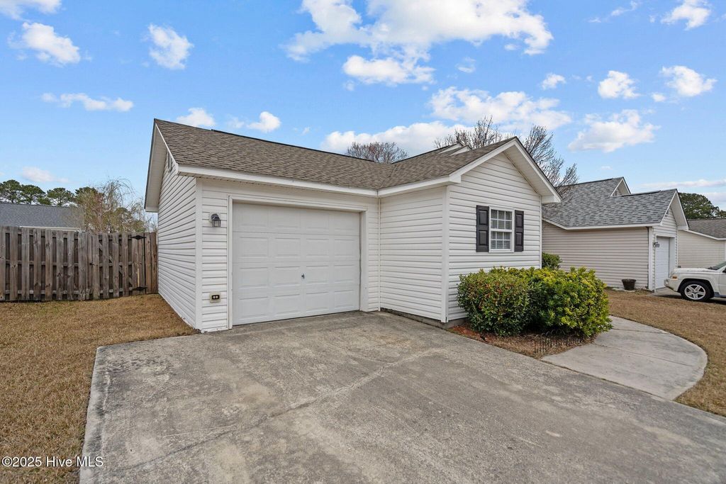 Photo of 1018 Ashland Way, Leland, NC 28451 (MLS # 100533443)