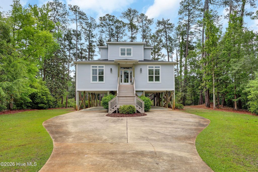 Photo of 346 Shore Point Drive, Wilmington, NC 28411 (MLS # 100572486)