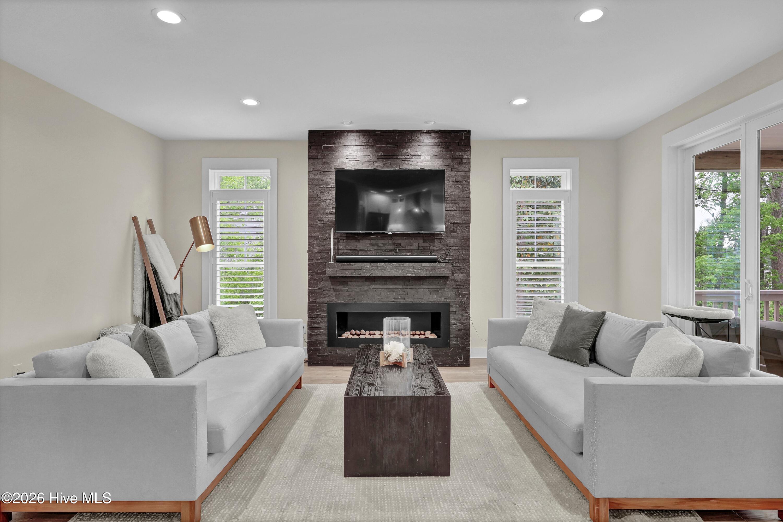 346 Shore Point Drive