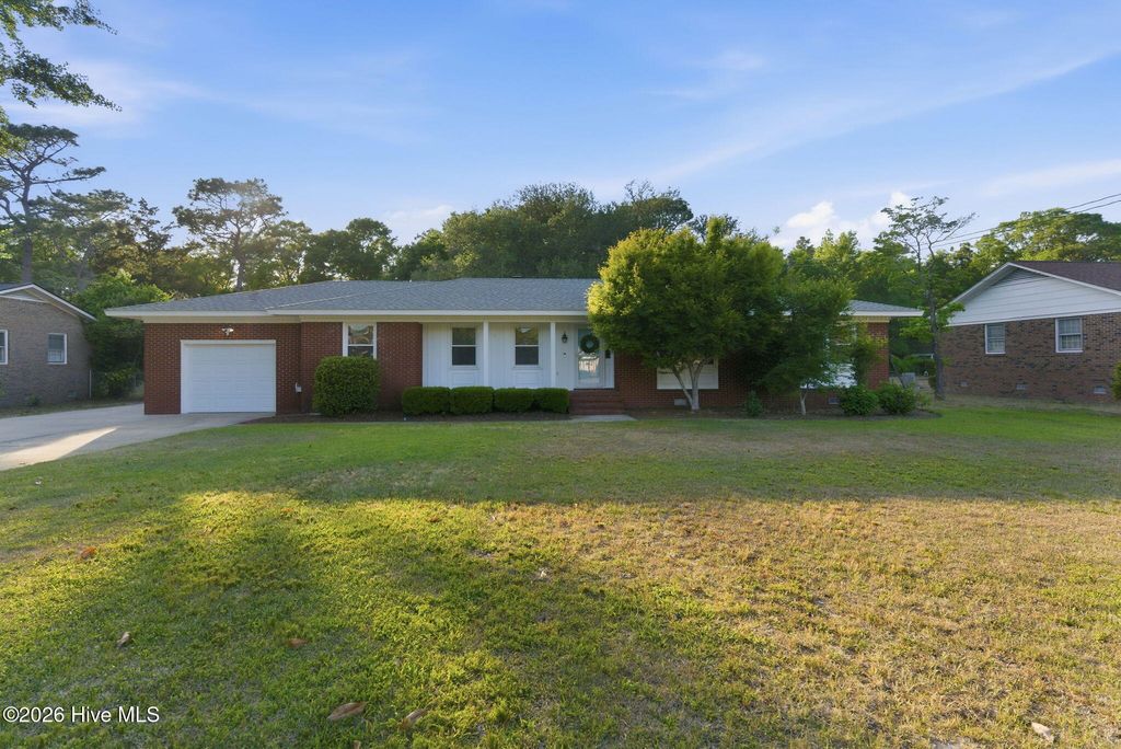 Photo of 6225 Mallard Drive, Wilmington, NC 28403 (MLS # 100569519)