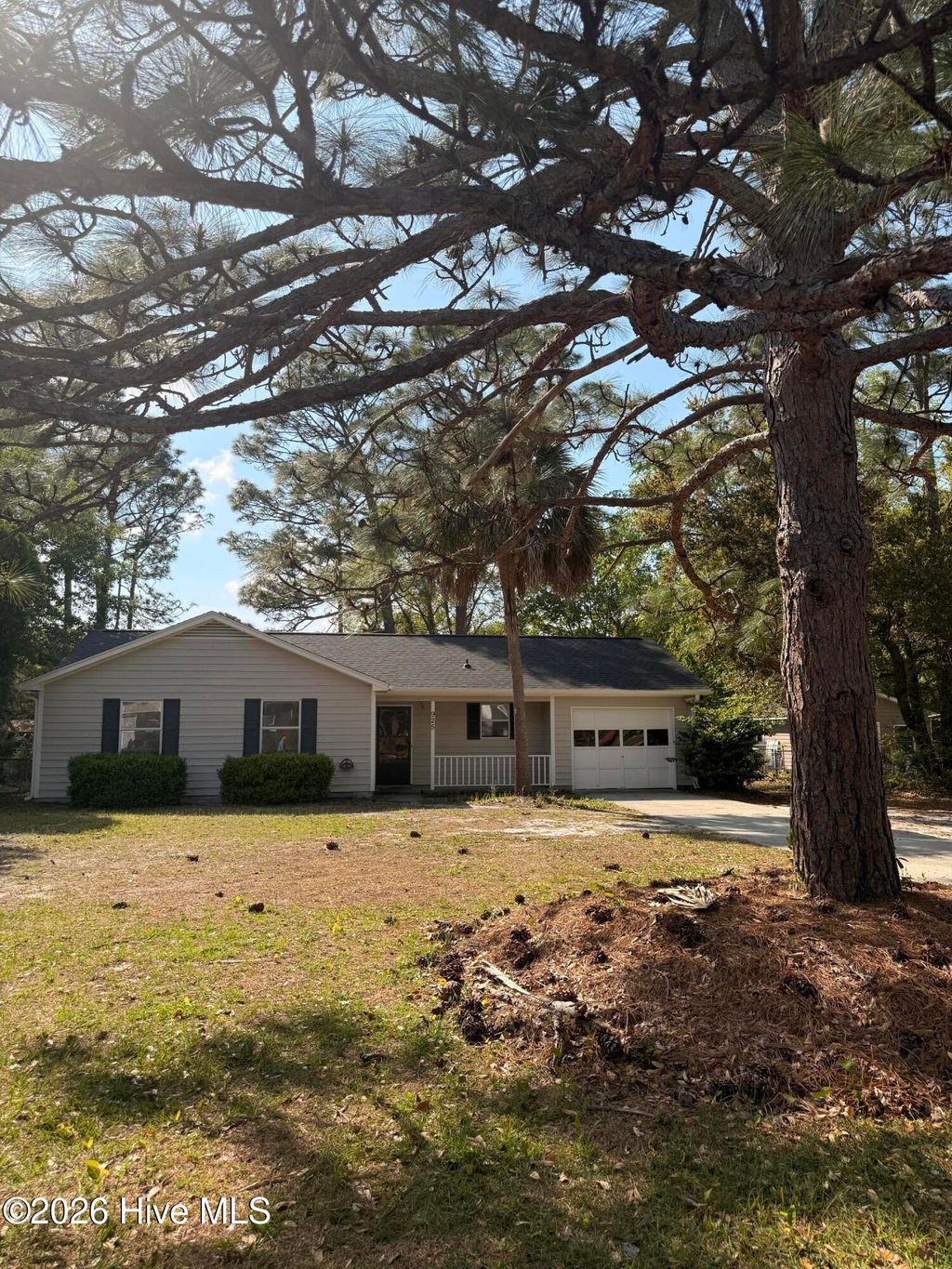 Photo of 925 Hunting Ridge Road, Wilmington, NC 28412 (MLS # 100566796)