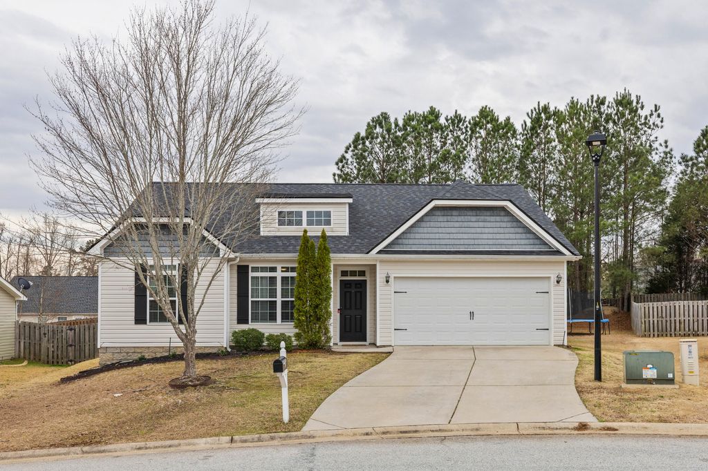 Photo of 4911 Ashbrooke Way, Grovetown, GA 30813 (MLS # 552866)