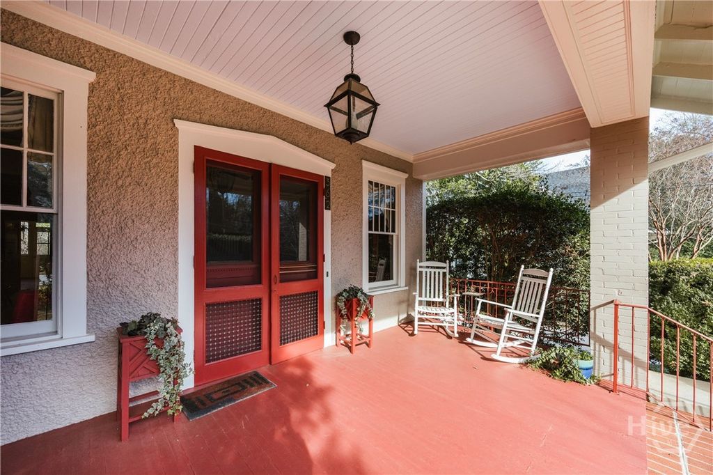 Photo of 362 W Cloverhurst Avenue, Athens, GA 30606 (MLS # CL344907)