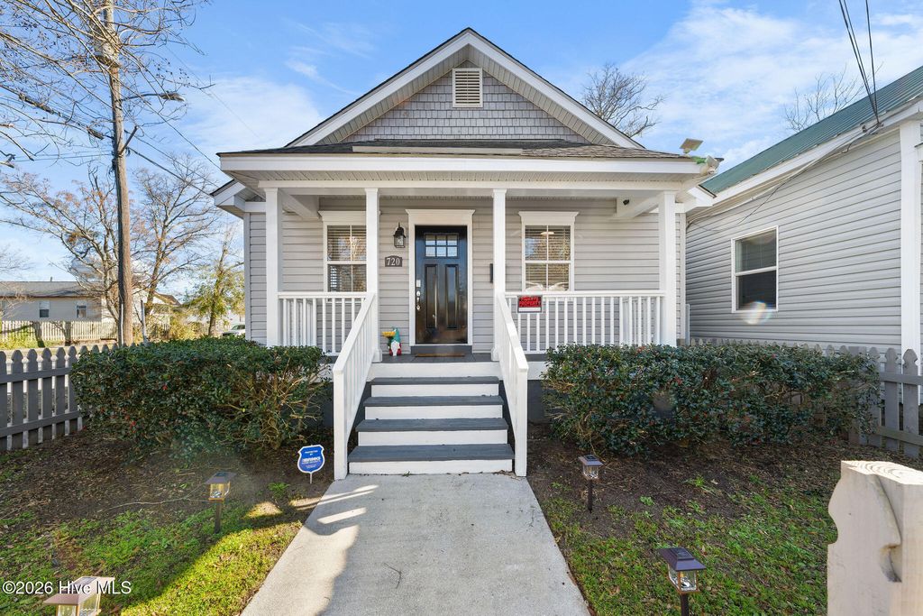 Photo of 720 Queen Street, Wilmington, NC 28401 (MLS # 100568451)