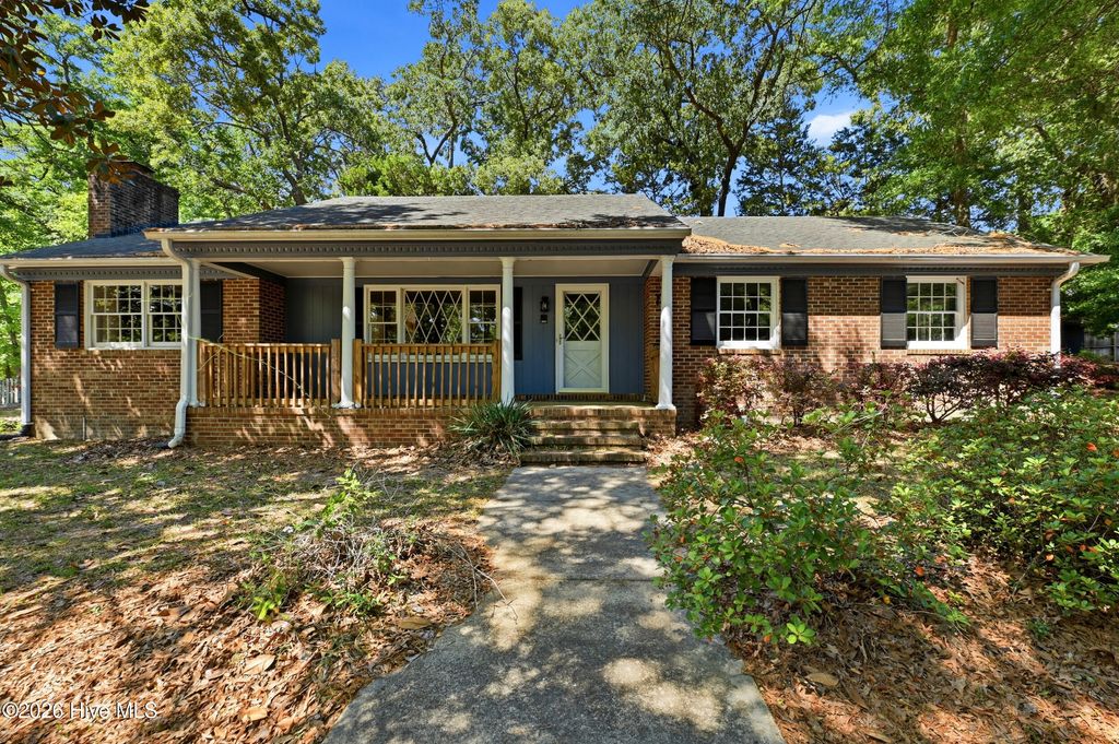 Photo of 6803 Myrtle Grove Road, Wilmington, NC 28409 (MLS # 100568779)