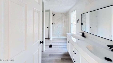 Tiny photo for 410 Pond View Circle, Hampstead, NC 28443 (MLS # 100554410)