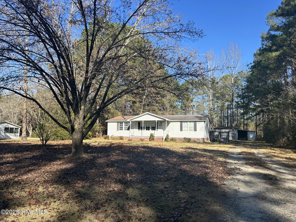Photo of 894 Pond Road, Rocky Point, NC 28457 (MLS # 100545872)