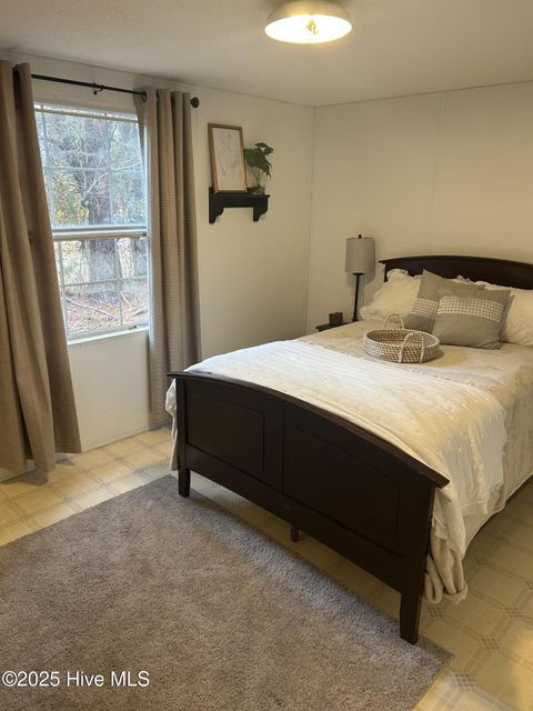 Tiny photo for 894 Pond Road, Rocky Point, NC 28457 (MLS # 100545872)