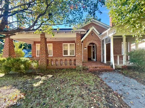 Homes For Sale - 7511 Main Street<br/> Bethel, NC 27812