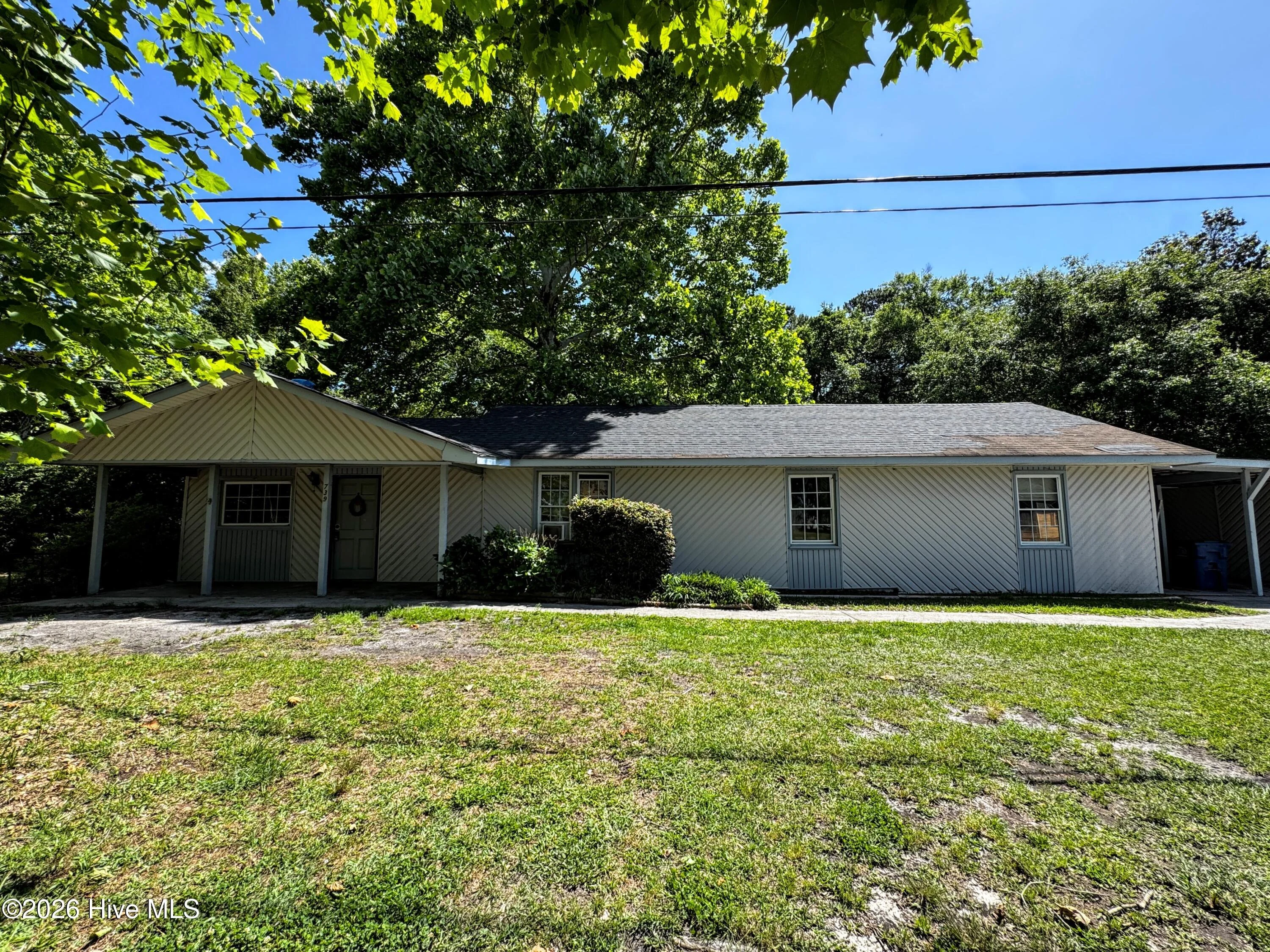 739 Sloop Point Road