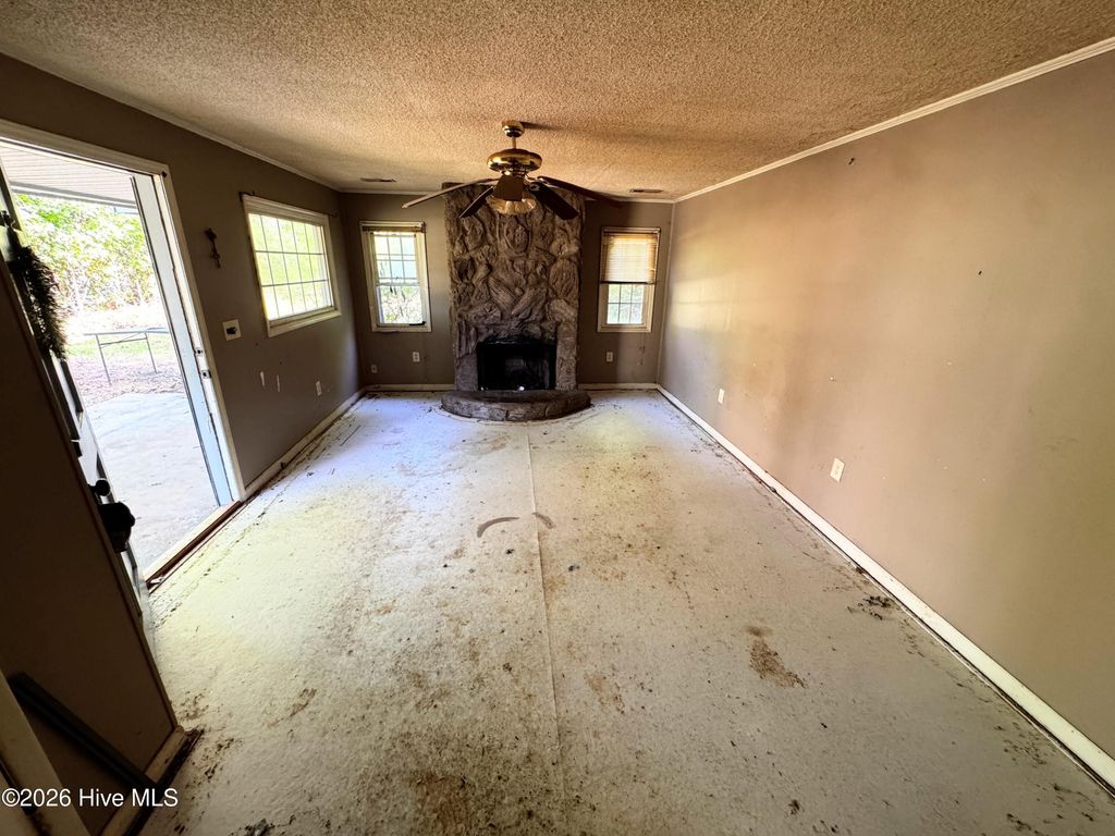 Photo of 739 Sloop Point Road, Hampstead, NC 28443 (MLS # 100574133)