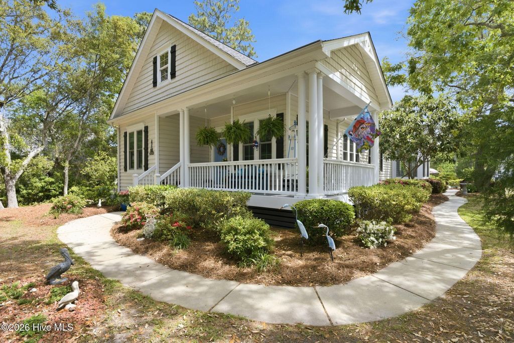 Photo of 3696 Sable Palm Lane, Southport, NC 28461 (MLS # 100569459)