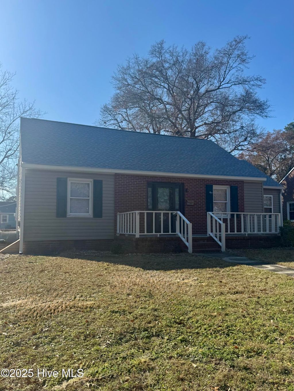 Photo of 403 Brentwood Avenue, Jacksonville, NC 28540 (MLS # 100546929)