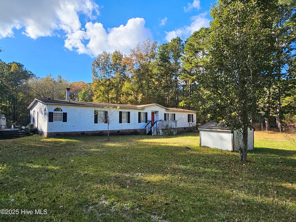 Photo of 3425 Blueberry Road, Currie, NC 28435 (MLS # 100571337)
