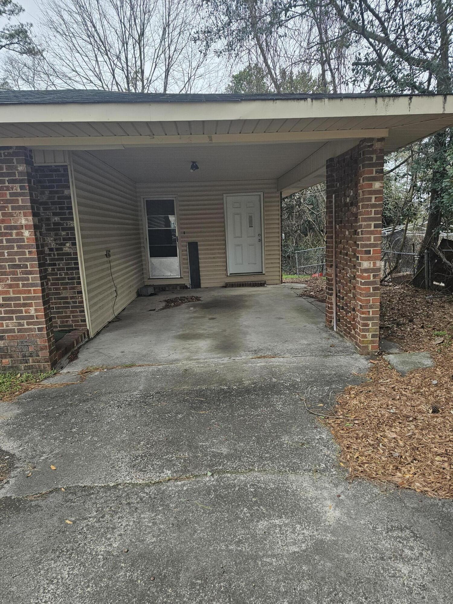 2330 Shadowood Drive