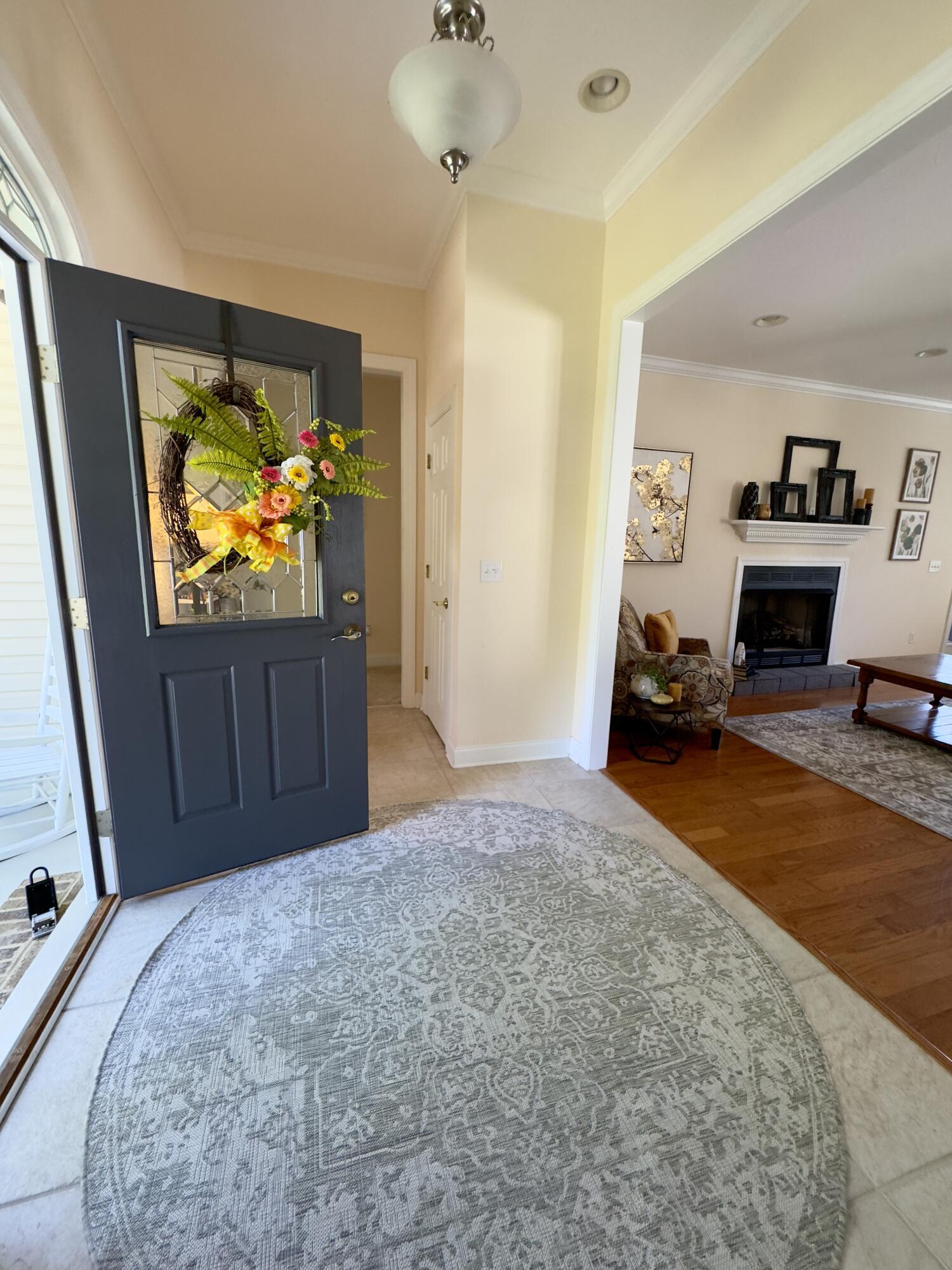 114 Hamilton Lane