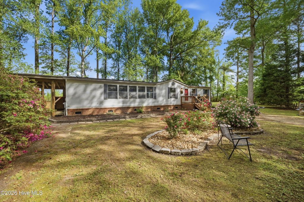 Photo of 100 Longhorn Drive, Moyock, NC 27958 (MLS # 100570156)