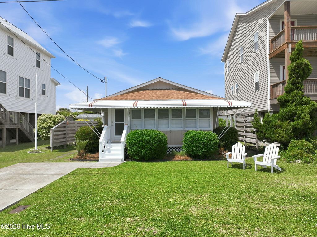Photo of 510 W Bogue Boulevard, Atlantic Beach, NC 28512 (MLS # 100574190)