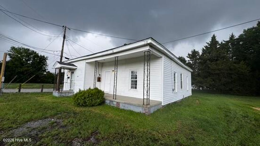 Photo of 800 E Raleigh Boulevard, Rocky Mount, NC 27801 (MLS # 100584300)