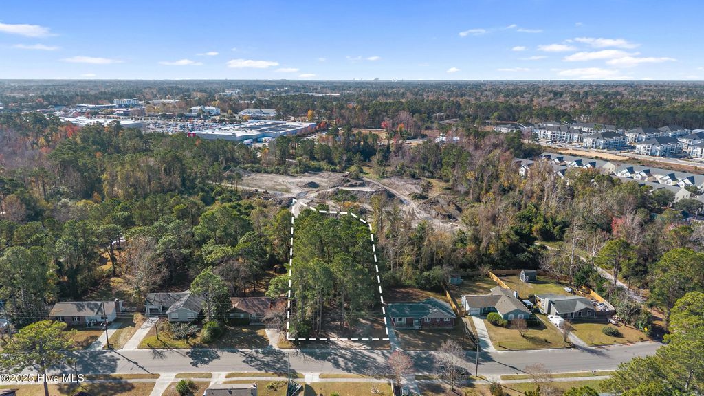 Photo of 5110 Hunters Trail, Wilmington, NC 28405 (MLS # 100545086)