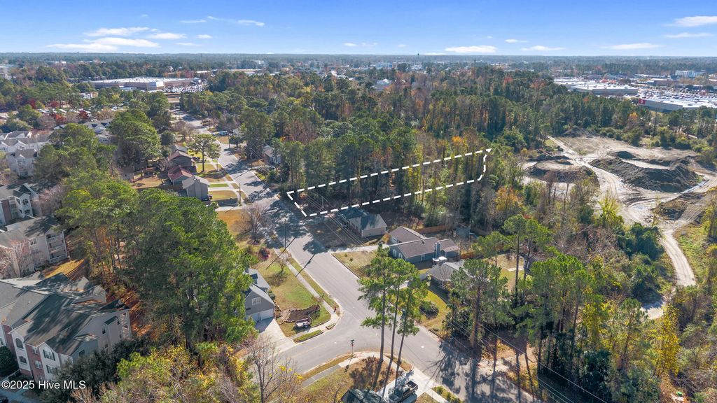 Photo of 5110 Hunters Trail, Wilmington, NC 28405 (MLS # 100545086)