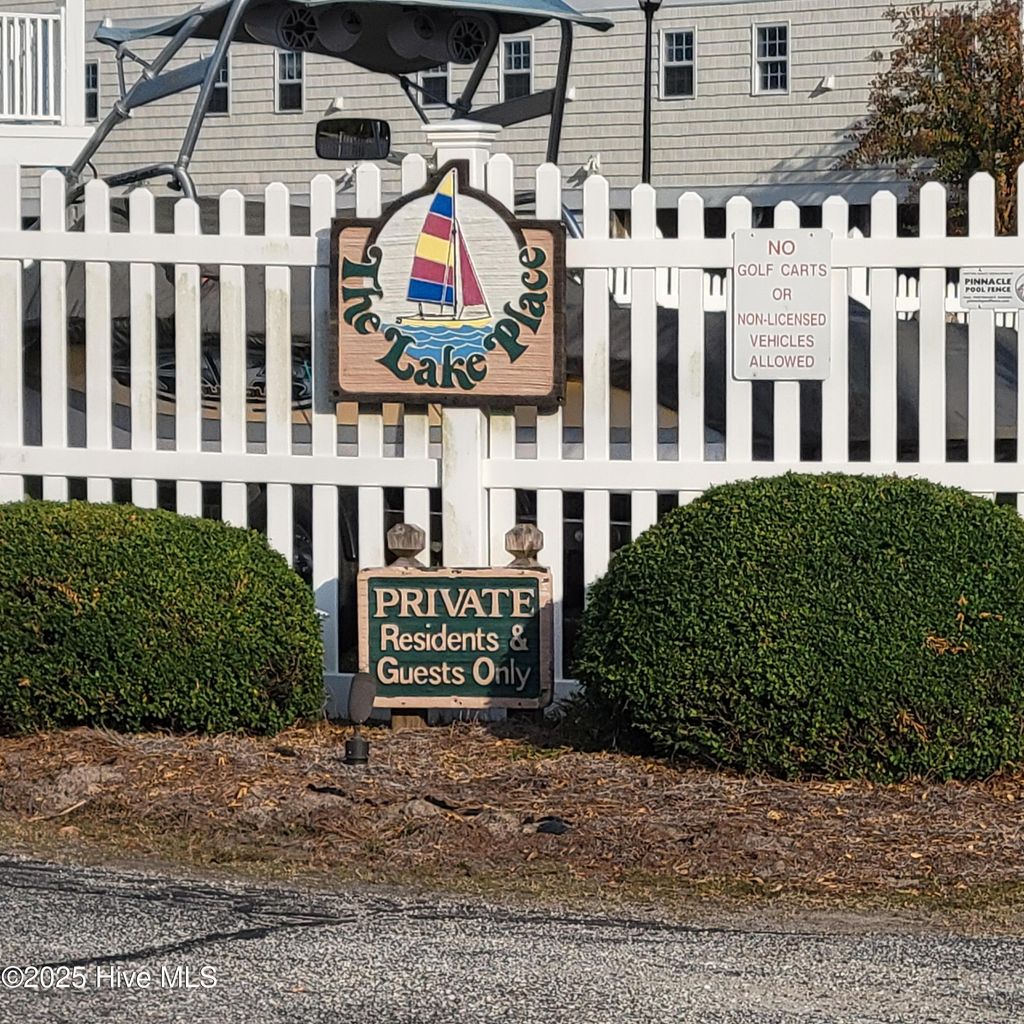 Photo of 313 Lake Place Condo Drive, Elizabethtown, NC 28337 (MLS # 100542336)