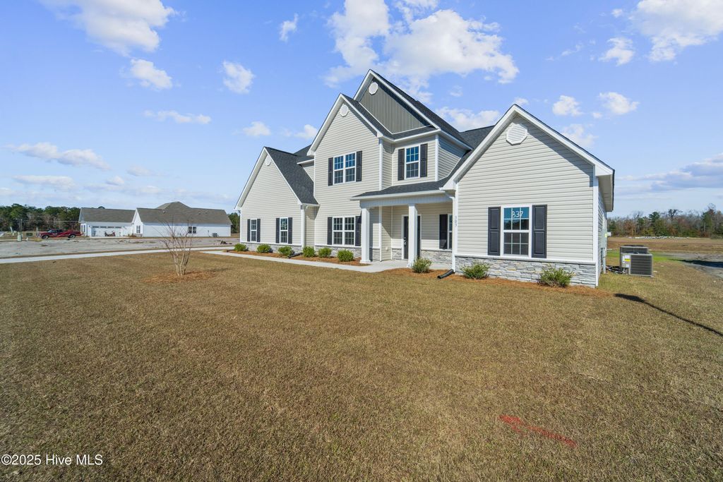 Photo of 303 Water Wagon Trail, Jacksonville, NC 28546 (MLS # 100507168)
