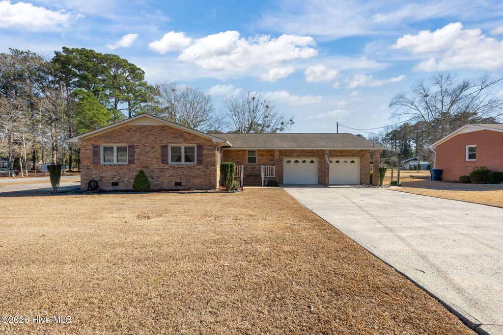 Photo of 226 Hollywood Boulevard, Havelock, NC 28532 (MLS # 100550518)
