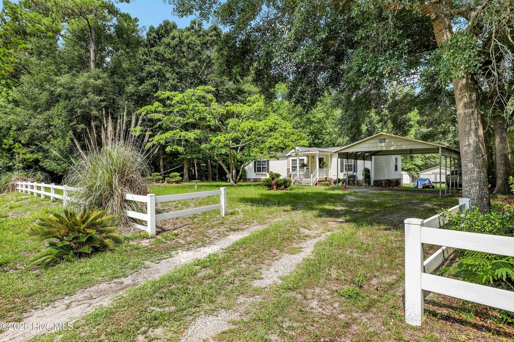 Photo of 570 King Drive, Hampstead, NC 28443 (MLS # 100612459)
