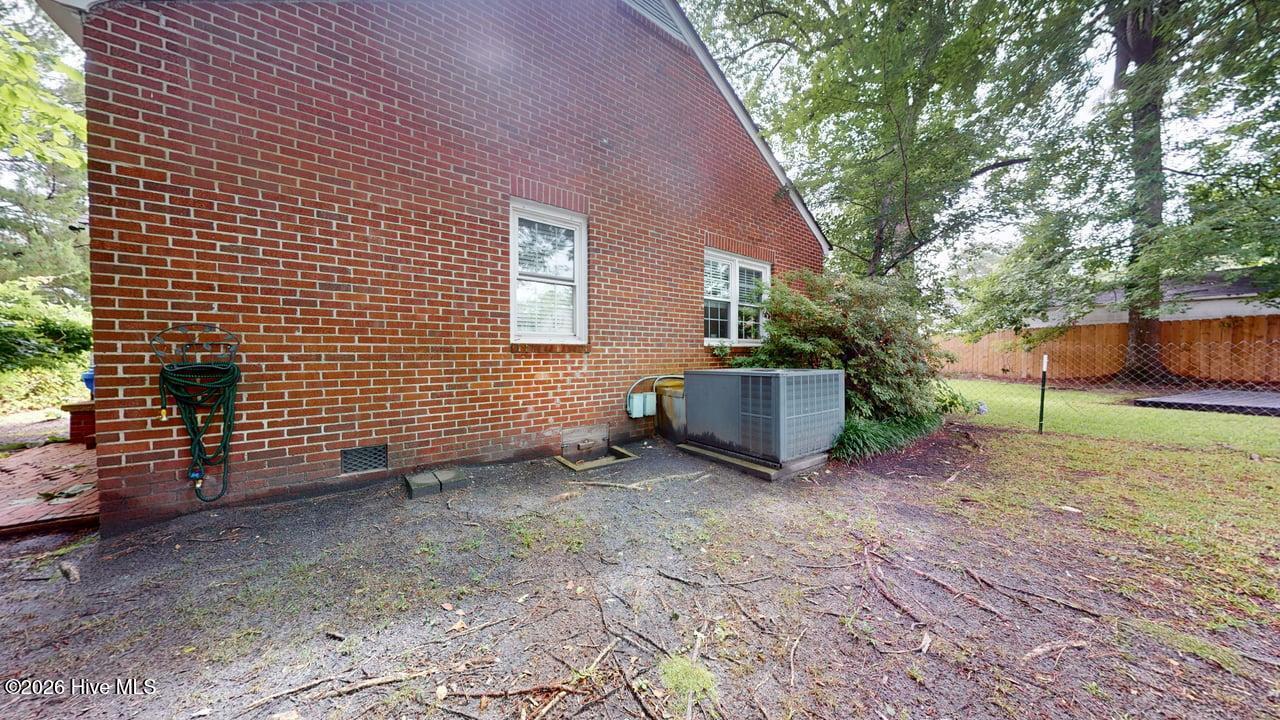 115 Jean Circle