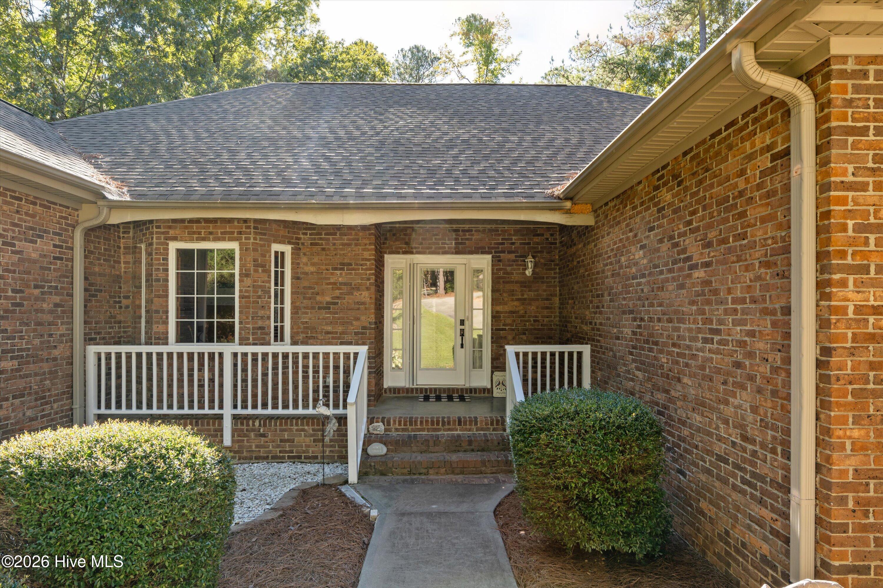 313 Spike Horn Lane