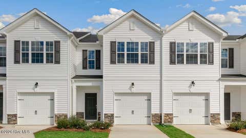 Townhouse For Sale - 136 Starlight Street<br/> Sanford, NC 27330