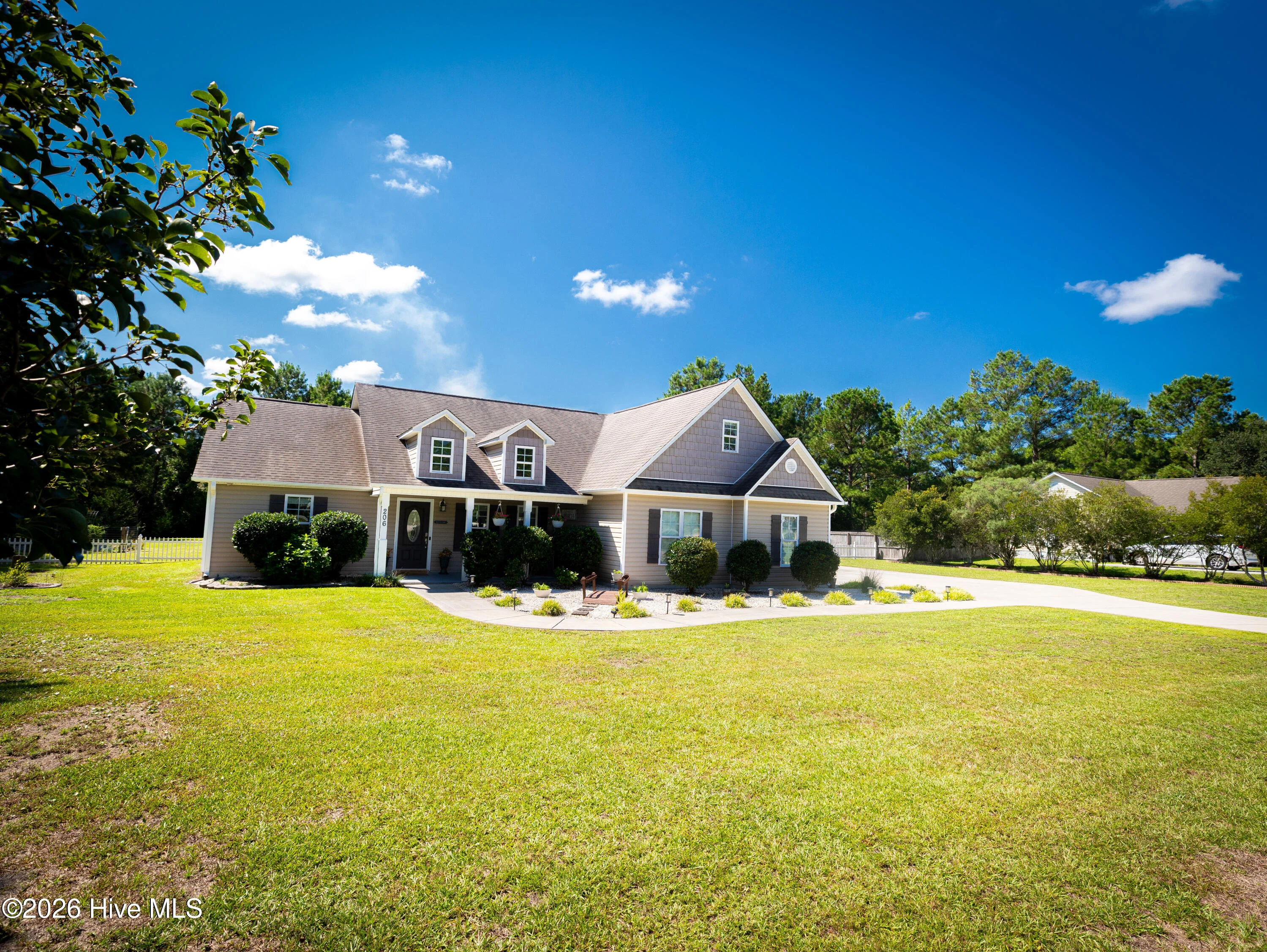 206 Old Folkstone Road