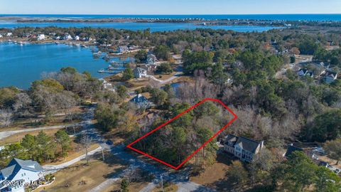 Photo of 512 Chadwick Shores Drive, Sneads Ferry, NC 28460 (MLS # 100546046)